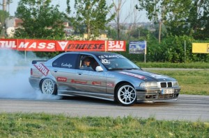 DETALJ SA NOVINARSKOG RELIJA Bojan Kurbalija u akciji