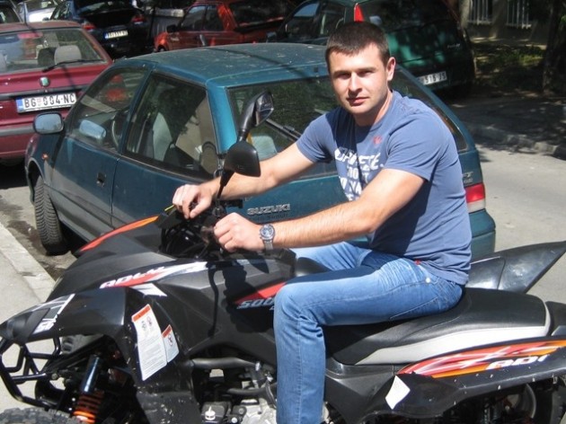  BRŽI SMO OD BUGARA Miloš Milovanović 