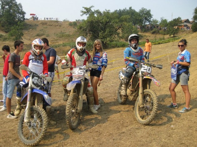 EKIPA U MX 2