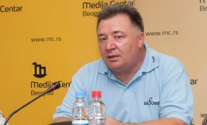 MEĐUNARODNA BRDSKA TRKA ZA NASTAVAK SEZONE NEKOLIKO KUPOVA I ŠAMPIONATA Dragan Simić 