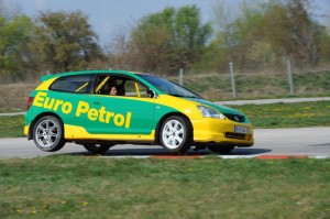 MILJKOVIĆEVA HONDA U AKCIJI Kontrola na kartodromu