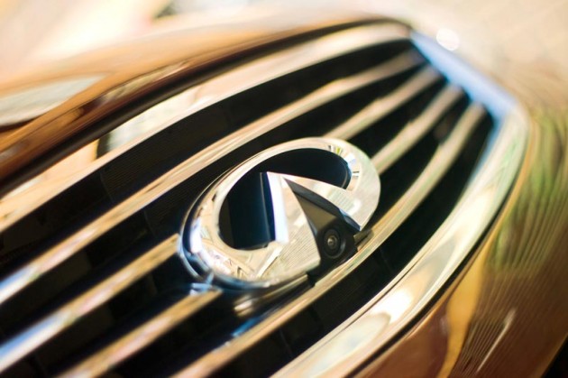 Infiniti_gen 1
