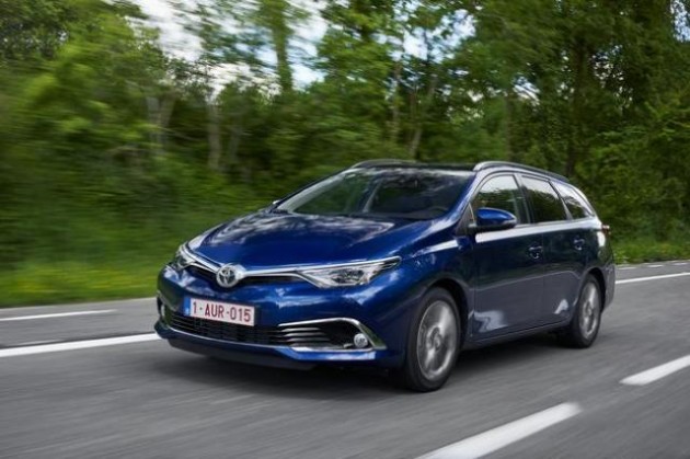 2015_Auris_TS_22__mid