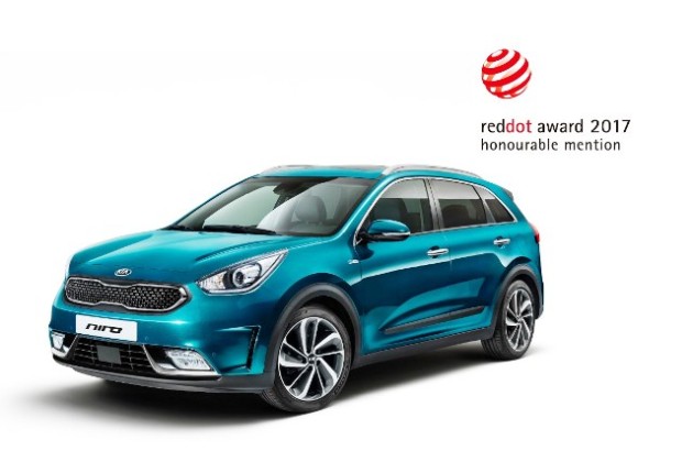 Kia Niro_2017 reddot award (Medium)
