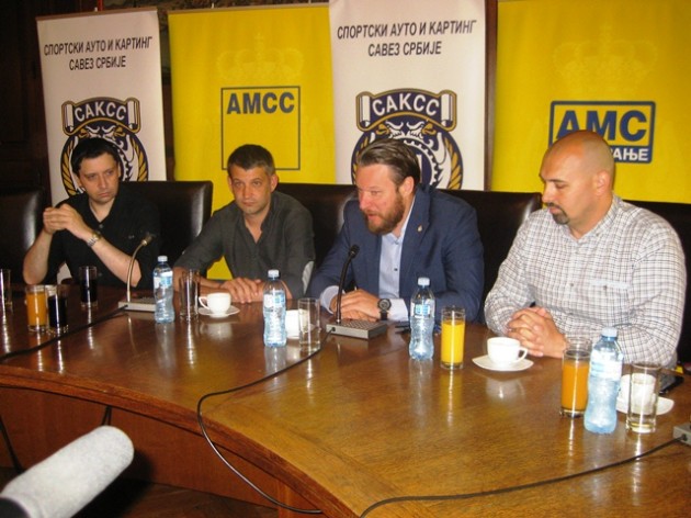 Stari dvor SAKSS Usce Predrag Đurđev, Staniša Lazarac, Mirko Butulija i Darko Glavaš