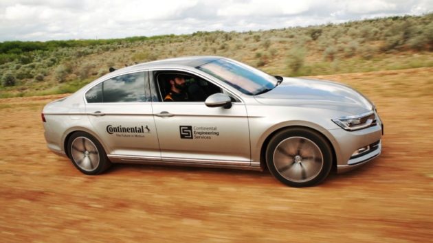 Reifentests mit selbstfahrendem Testfahrzeug