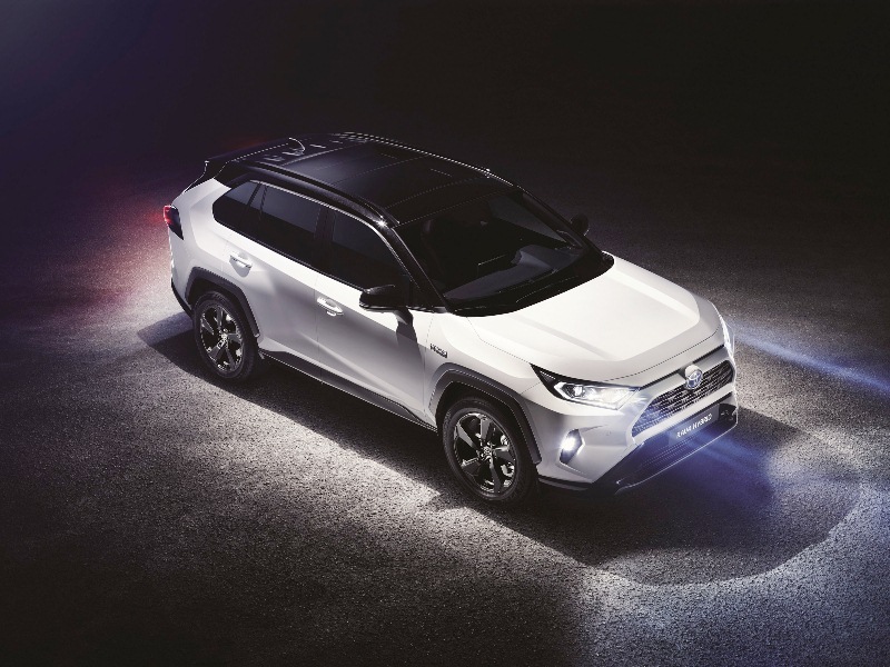 Toyota RAV4 front