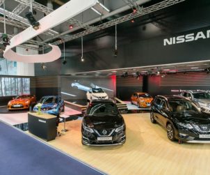 Nissan štand