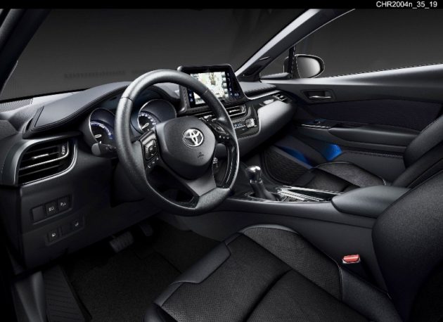 C-HR Neon Lime interior