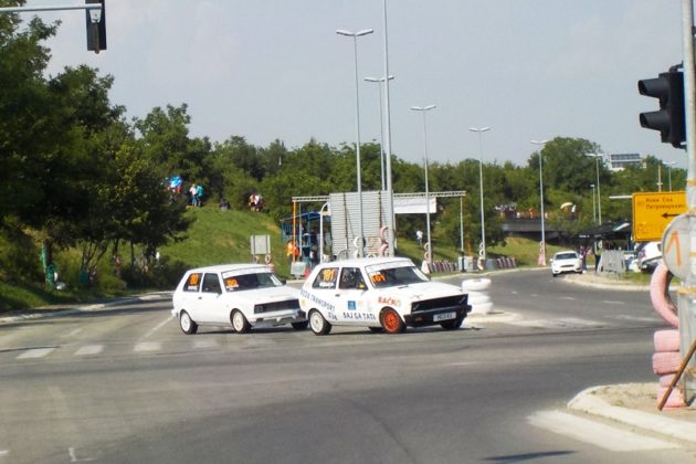 Mali N Deul prva desna od starta