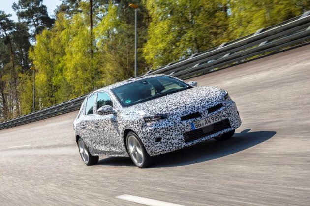Opel-Corsa-Camouflage