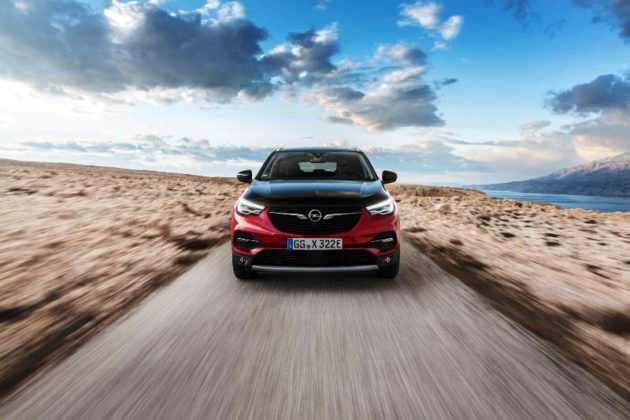 Opel-Grandland-X-Hybrid4-506688_0