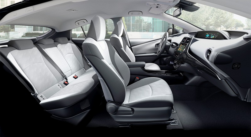 toyota prius phv 3