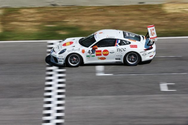 Bekinac tokom sezone u Porše Karera kupu Italije
