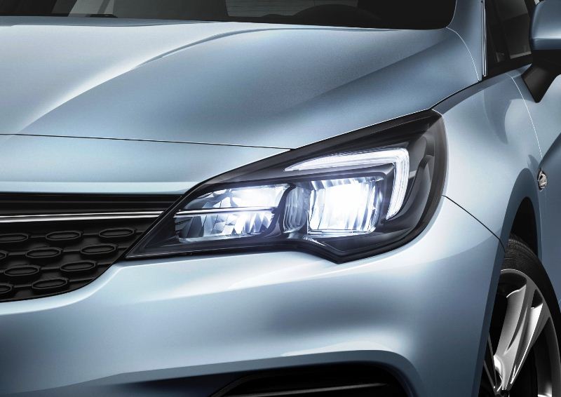 Opel-Astra-LED-Headlights
