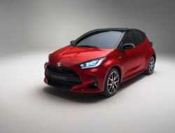 toyota-new yaris 1