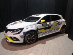 Metalna zvezda večeri Reno megan R. S. trophy kup automobil