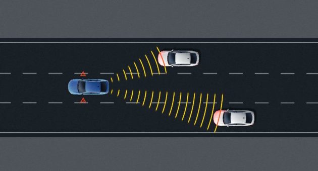 Opel-Insignia-Lane-Change-Inside-Blind-Zone-Alert