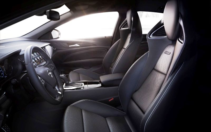 Opel-Insignia-GSi unutrašnjost
