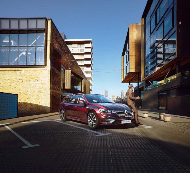 New Renault TALISMAN ESTATE (1)