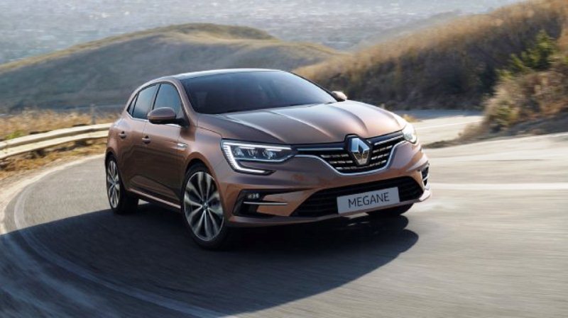 Renault-Megane-E-Tech-PHEV-Specs-Competition