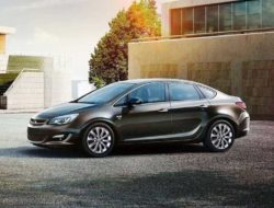 Astra Sedan