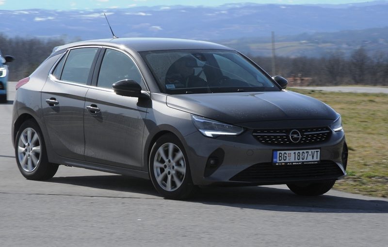 Opel Corsa Auto godine 20202 AANS