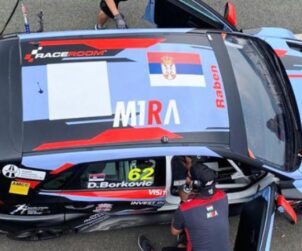 Dušan Borković u „hjundaiju i30 N TCR” sa brojem 62