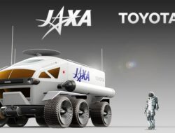 Lunar Cruiser 03