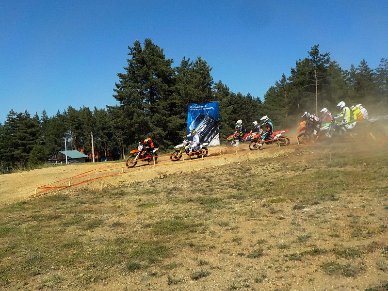 Prva leva posle starta MX 1 i MX 2 Jeljen 2020