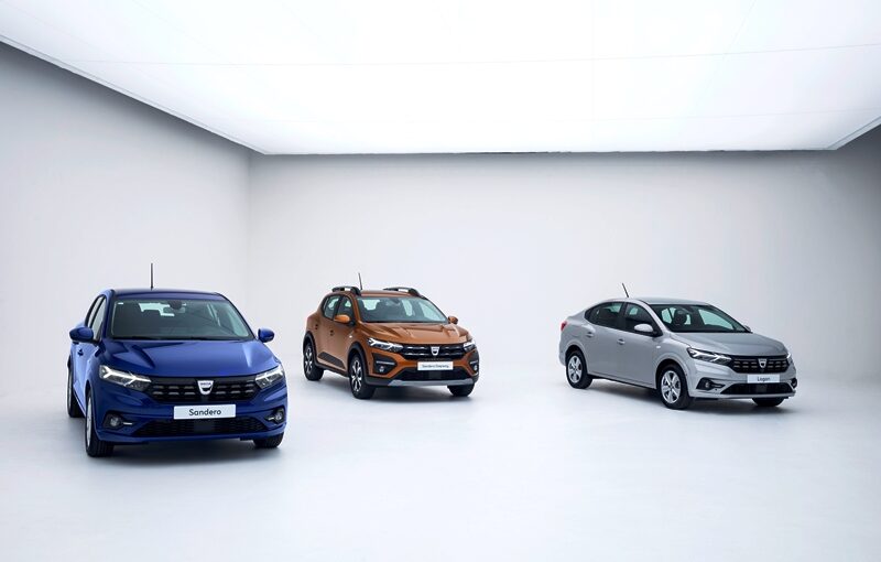 PRE-SHOW NOUVELLE GAMME DACIA (XJI)
