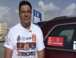 Gabor Sagmajster Džeda uoči tehničkog za 43. Dakar reli