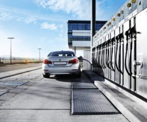 bosch_automotiv_tankstelle_6118_final_cmyk_img_h900
