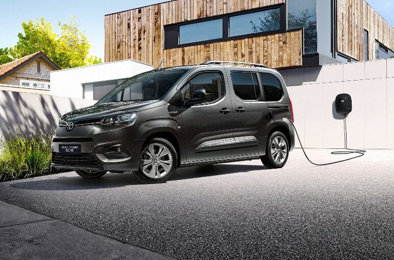 Proace-city-verso-electric-front-standard-high