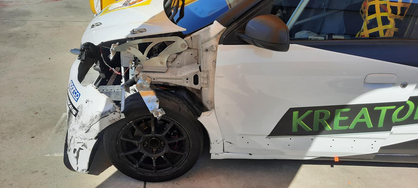 Twingo Meteje Soldata posle I trke na Slovakija ringu maj 201