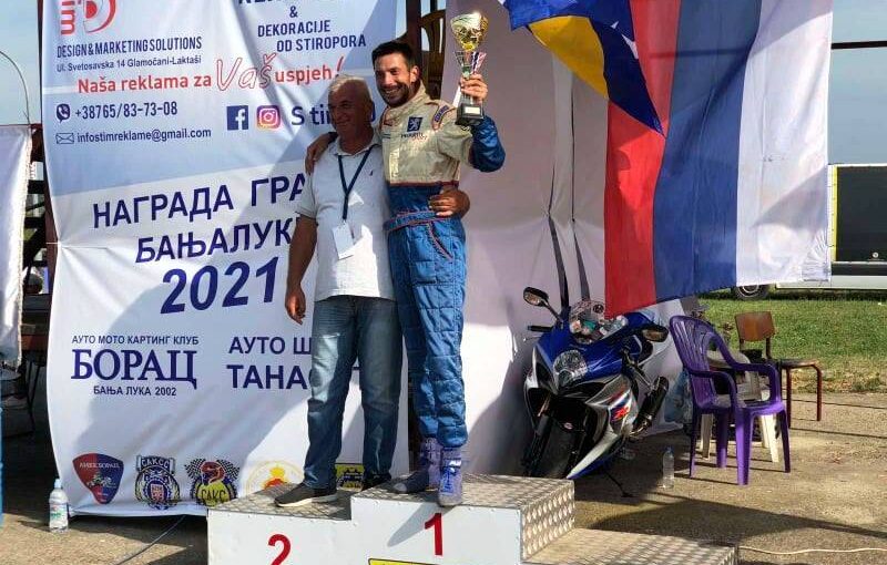 Direktor i šampion Dragolsav Petrović i Draga Gagi Filipović Zalužani jun 2021 a