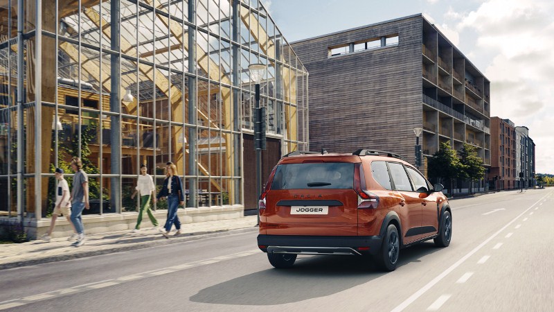DACIA JOGGER: NOVA GENERACIJA PORODIČNOG VOZILA SA SEDAM SEDIŠTA