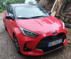 Toyota Yaris hibrid