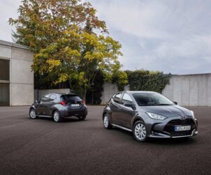 mazda2_hybrid_2022_still_2