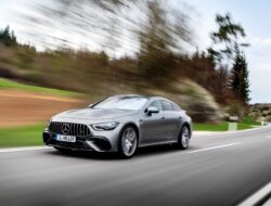 Modellpflege für V8-Versionen des Mercedes-AMG 4-Türer Coupé (2022) // Facelift for V8 versions of the Mercedes-AMG 4-Door Coupé (2022)