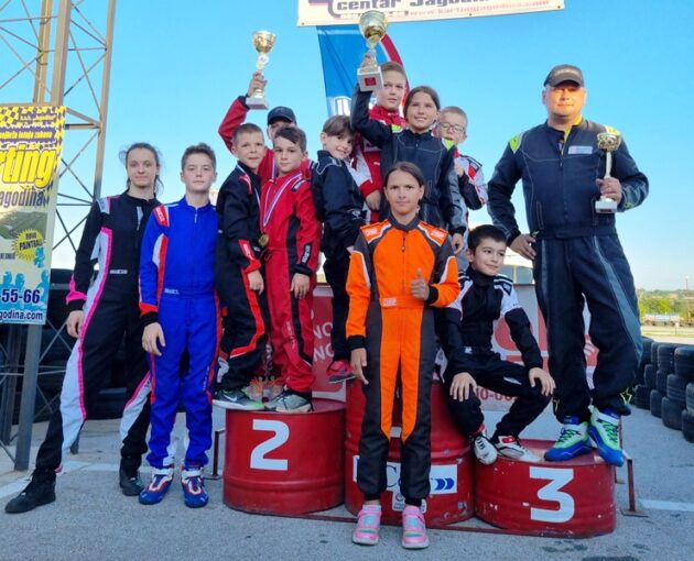 Karting porodica