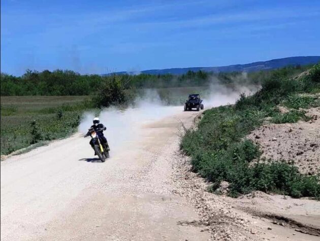 Moto i Bagi u akciji