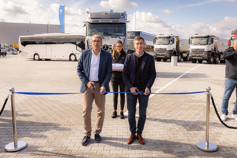 Otvoren Emil Frey centar polovnih kamiona tokom Mercedes-Benz Dana otvorenih vrata