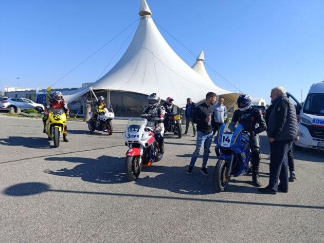 Moto klasik divizija 2 u predstartu