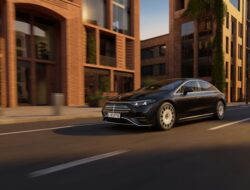 Novi Mercedes-Benz EQS