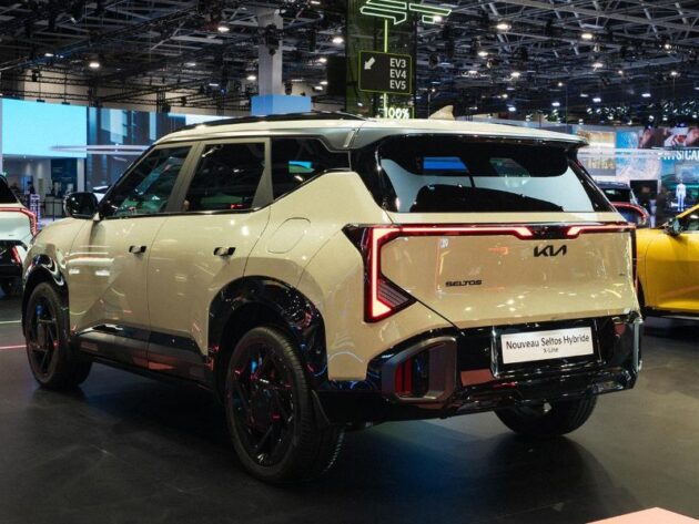 kia-corporate-paris-motor-show-26-Seltos-2-digital-1200x900