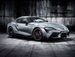 toyota-supra-grey-studio