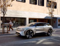 02_RENAULT_MORPHOZ