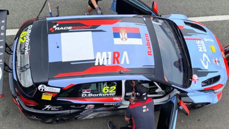 Dušan Borković u „hjundaiju i30 N TCR” sa brojem 62