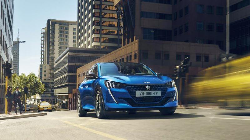 PEUGEOT_208